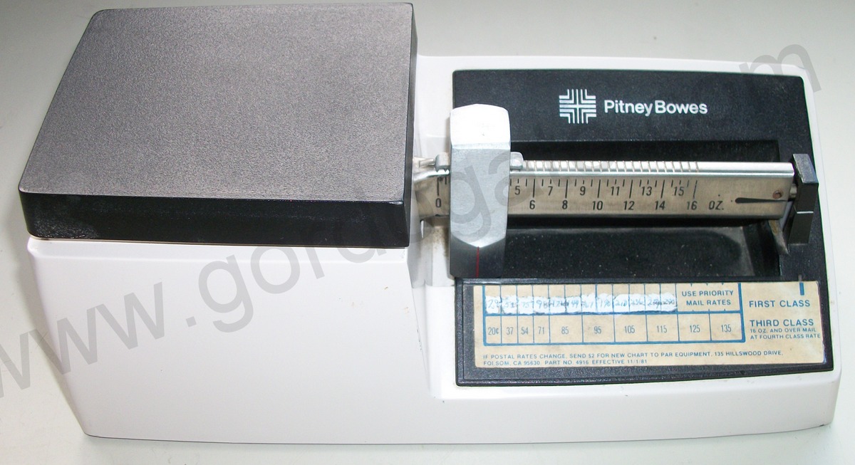Pitney Bowes First Class Postage Scale Balance 1981