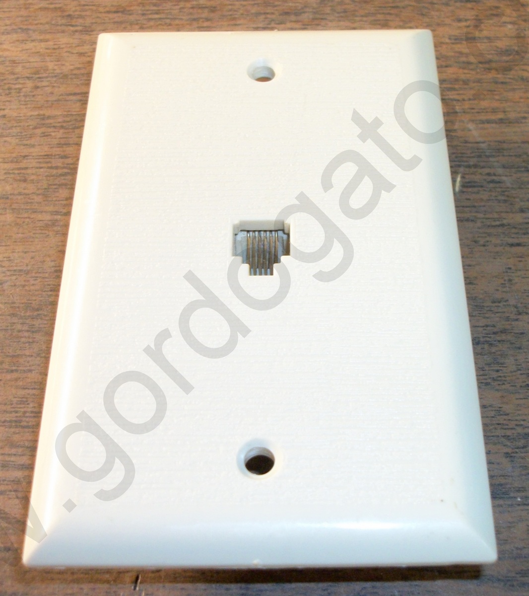 Ivory 6 Conductor Telephone Jack Faceplate Screw Terminals