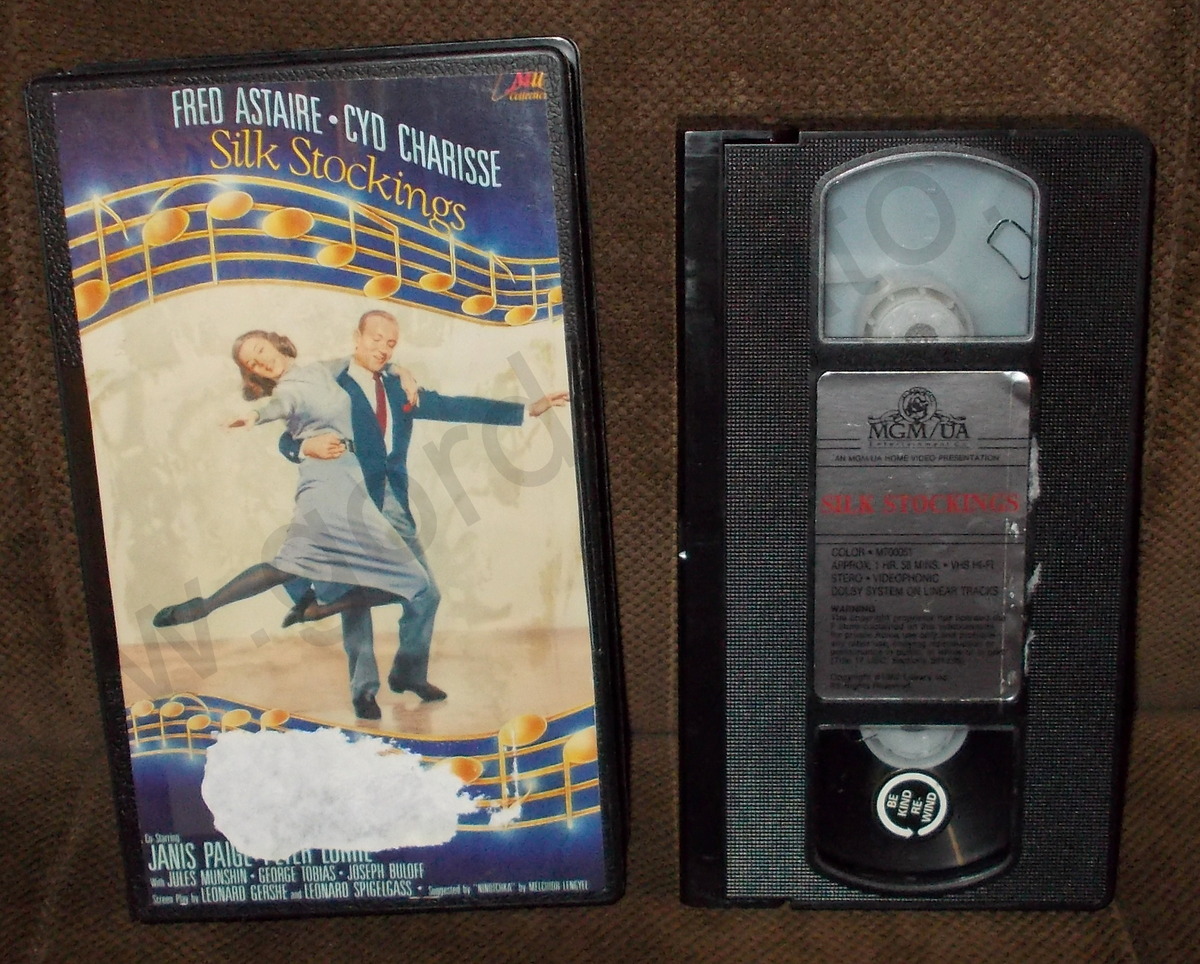 Silk Stockings - Fred Astaire & Cyd Charisse 1987 VHS Video Tape