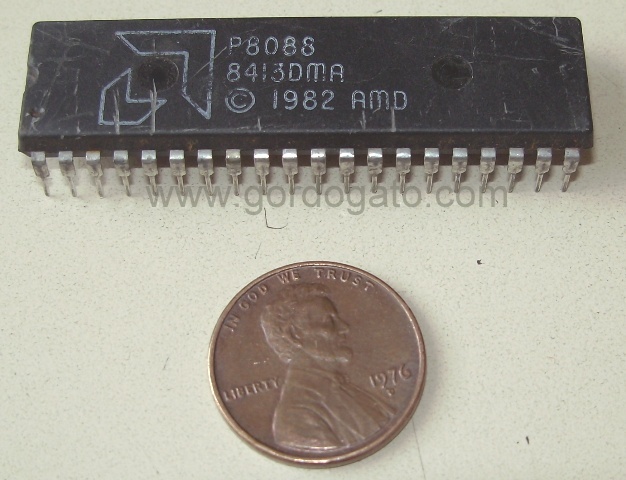 AMD P8088 8088 5MHz CPU Processor Chip 1982