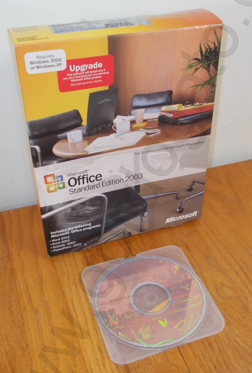 Microsoft Office Standard Edition 2003 Upgrade Original Box, CD,